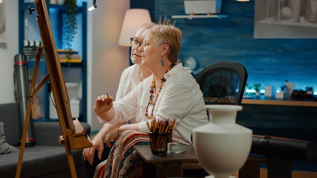 Seniors doing art together — small home activity